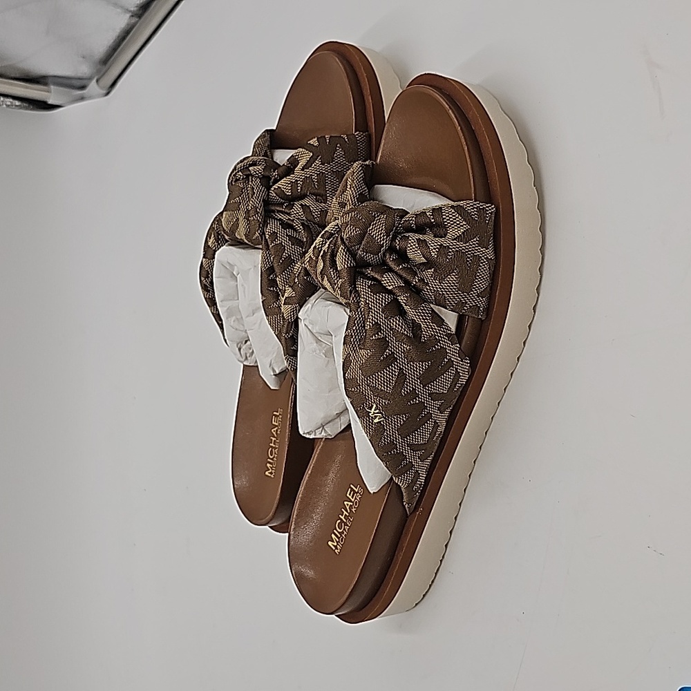 New MICHAEL Michael Kors Josie Sport Bottom Slides in Brown Logo Size 6.5,
